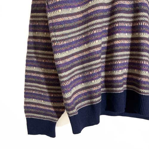 بلوز بافت طرحدار سه دکمه – استایل وینتیج، گرم و دلنشین