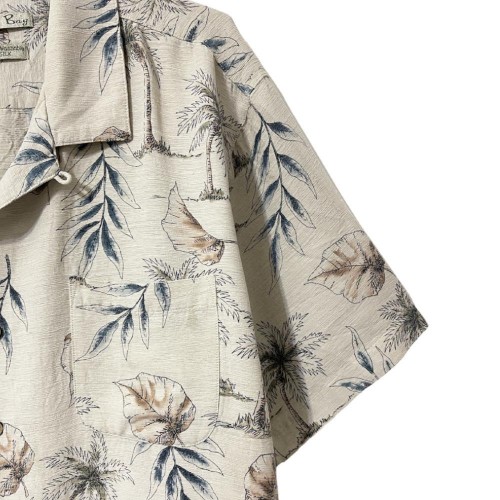 پیراهن آستین کوتاه هاوایی کرم طرح برگ گرمسیری ظریف