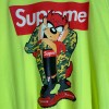 تیشرت وارداتی استوک فسفری طرح گرافیکی Suprime